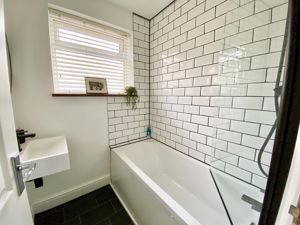 Photo 7- click for photo gallery